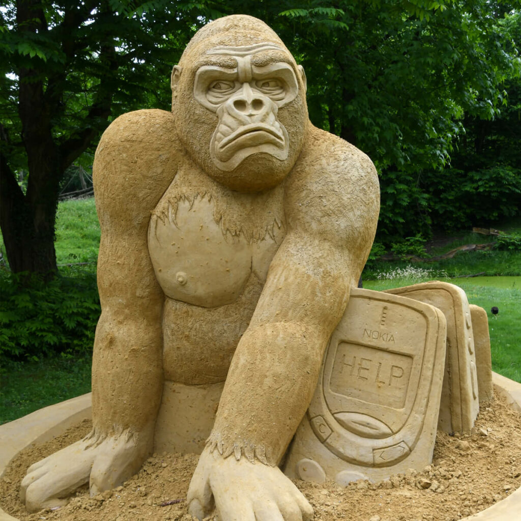 ZOO van ZAND sculptuur GaiaZOO Congo gorilla